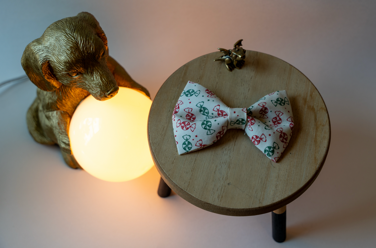 Round Pepermint Bow-Tie